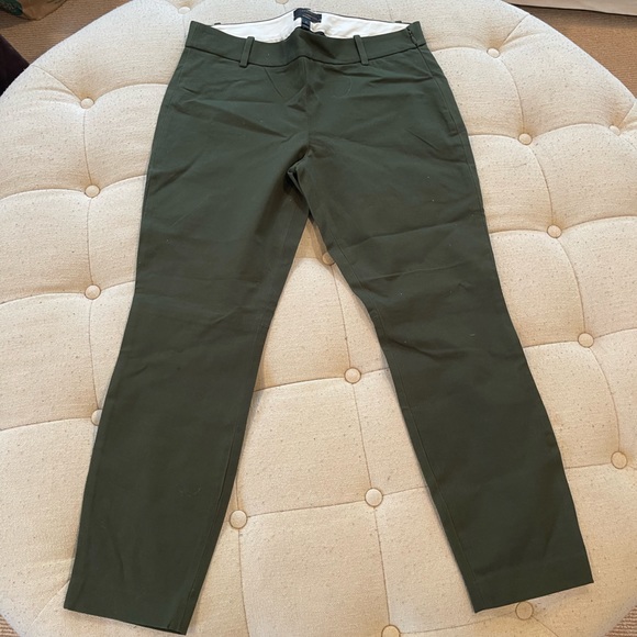 J. Crew Pants - Jcrew women’s army green Minnie pants